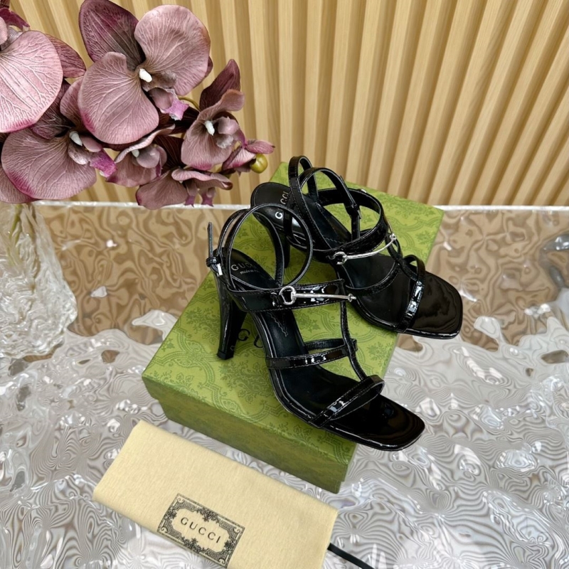 G*u*i high heels